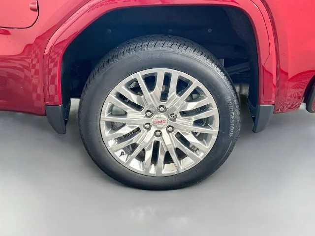 Used 2022 Red GMC Denali image 38