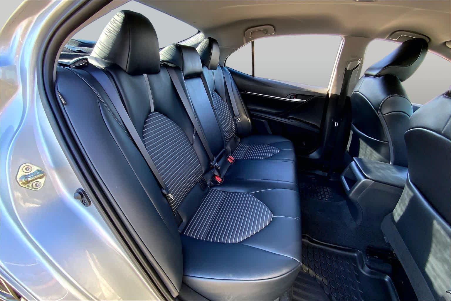 Used 2020 Celestial Silver Metallic Toyota SE image 19