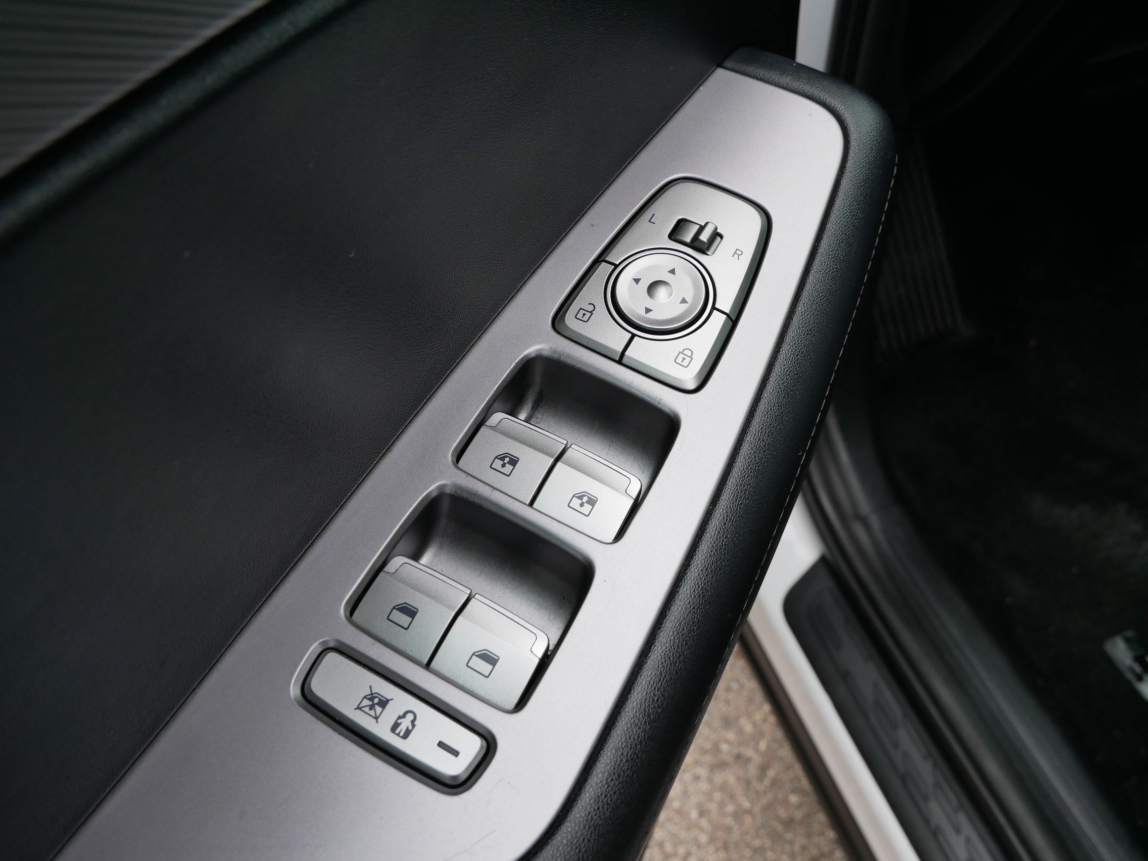 2024 Hyundai Palisade SEL - Photo 18