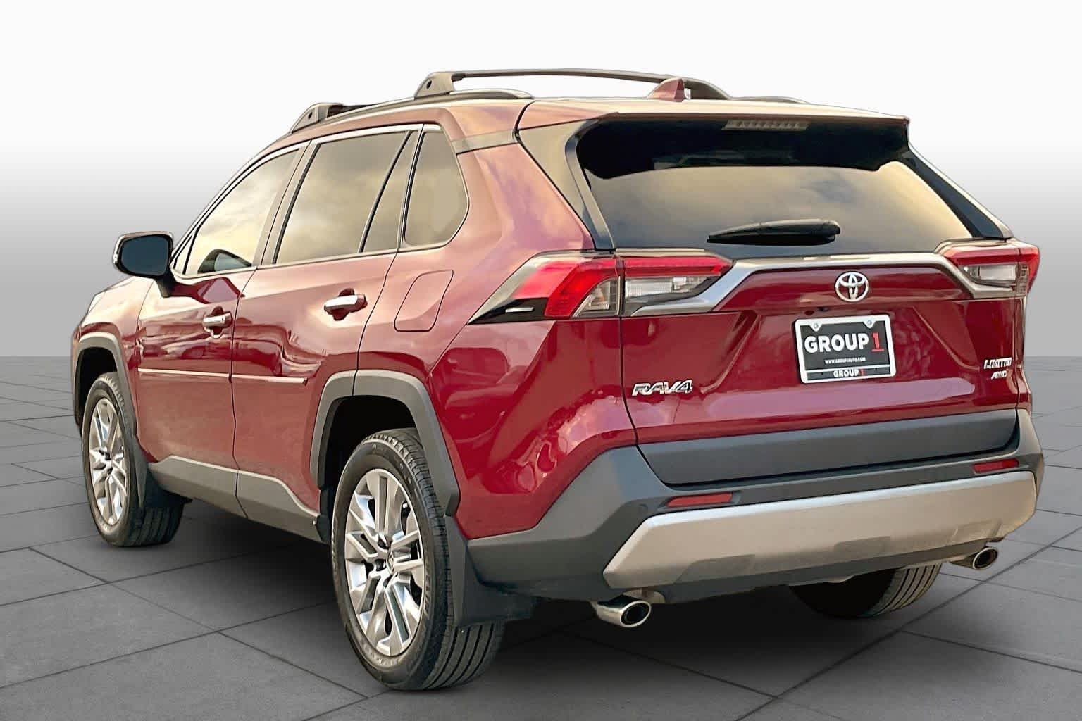 Used 2025 Ruby Flare Pearl Toyota Limited image 11