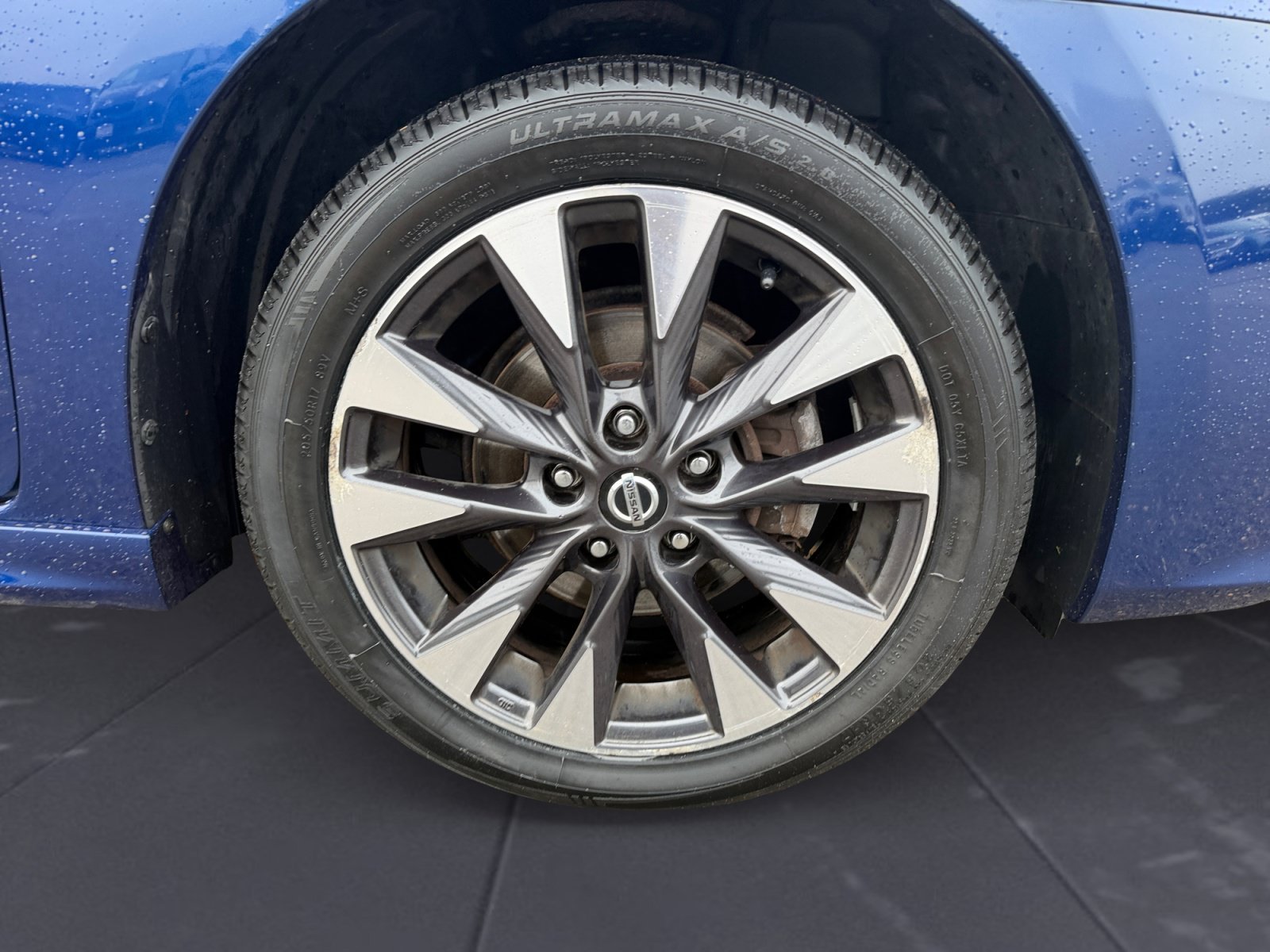 Used 2018 Deep Blue Pearl Nissan SR image 42