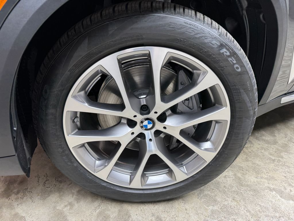 New 2026 Gray BMW xDrive50e image 31