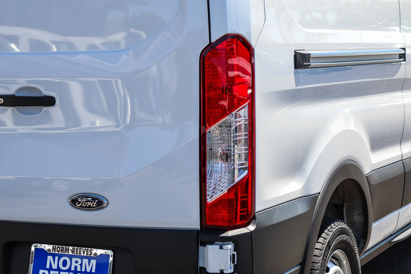 2025 Ford Transit Van Base - Photo 9