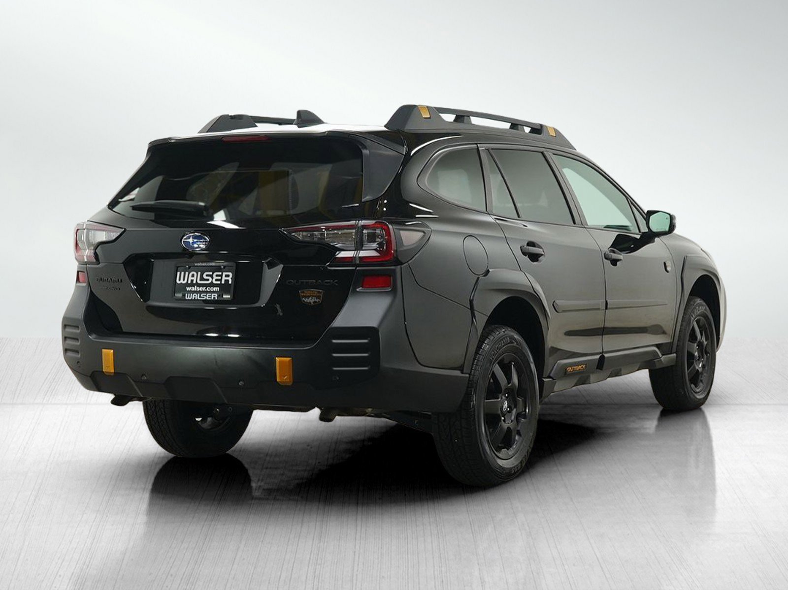 Used 2024 Crystal Black Pearl Subaru Wilderness image 5