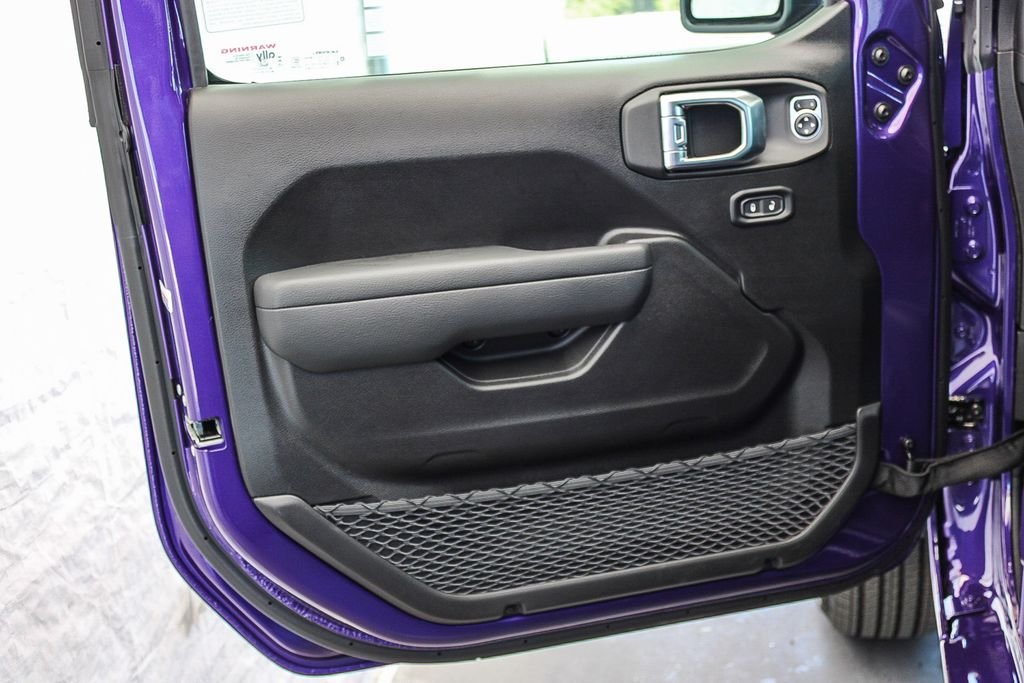 New 2026 Reign Jeep Sport S image 21