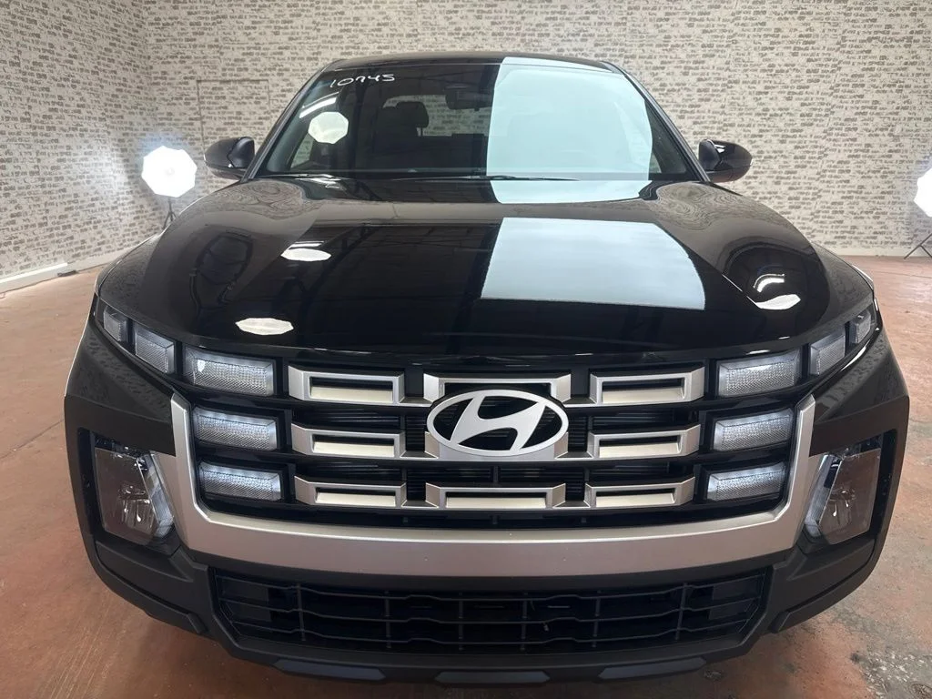 New 2027 Phantom Black Hyundai SE image 2