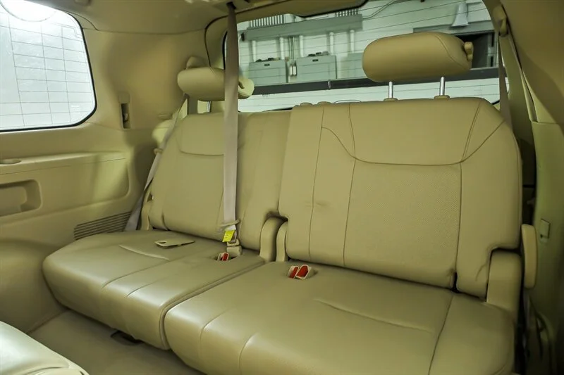 Used 2009 Starfire Pearl Lexus  image 19
