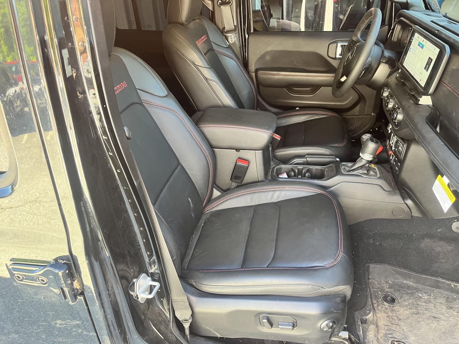 Used 2025 Black Clearcoat Jeep Rubicon image 14