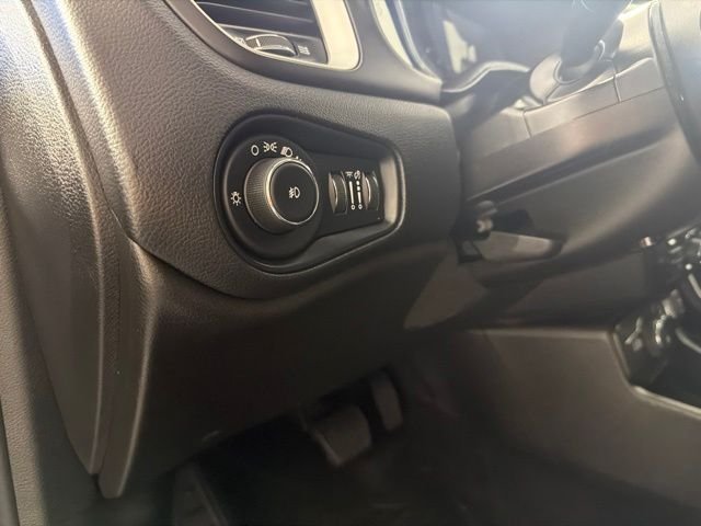 Certified Used 2021 Blue Jeep Latitude image 17