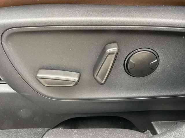 New 2025 Desert Sand Ford Outer Banks® image 18