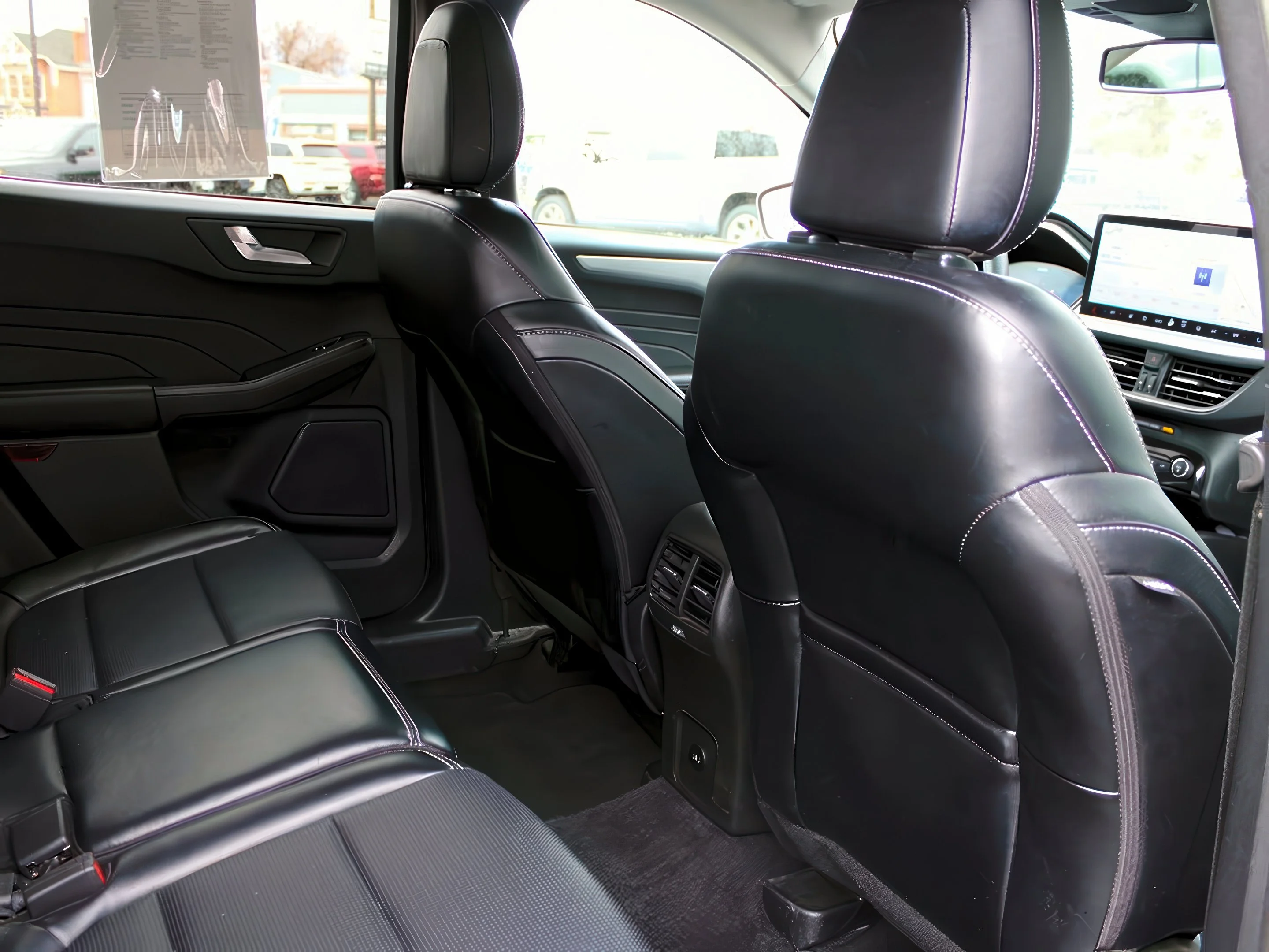 2024 Ford Escape Platinum - Photo 27