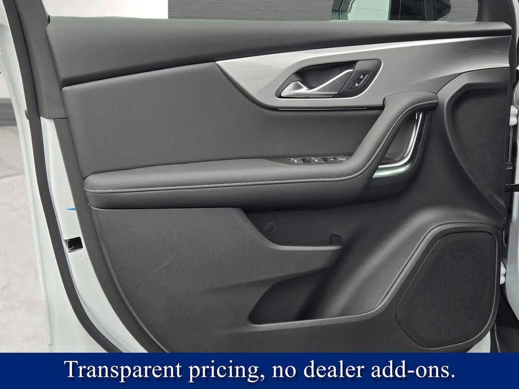 2025 Chevrolet Blazer 2LT - Photo 18