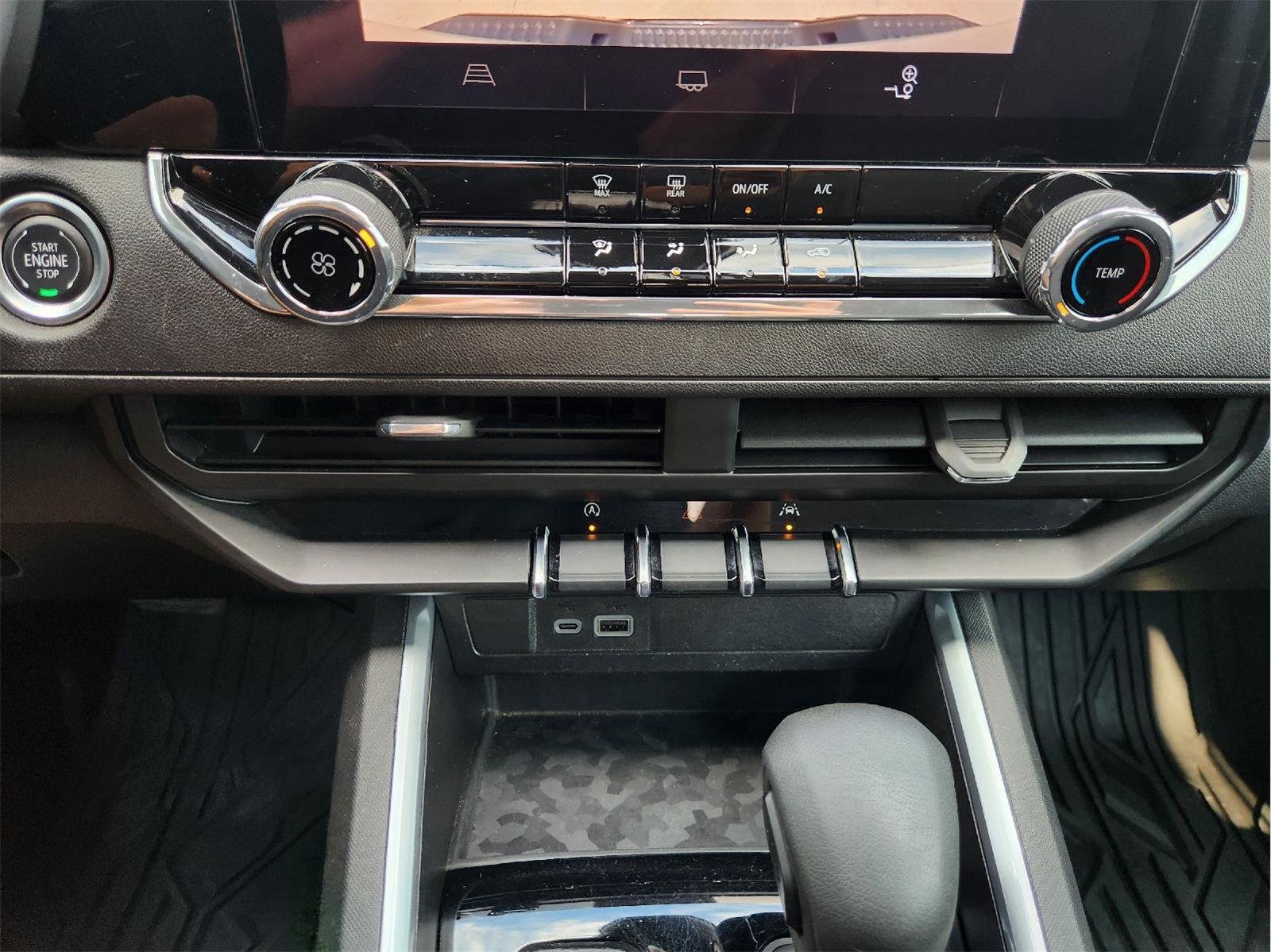 2025 Chevrolet Colorado Work Truck - Photo 18