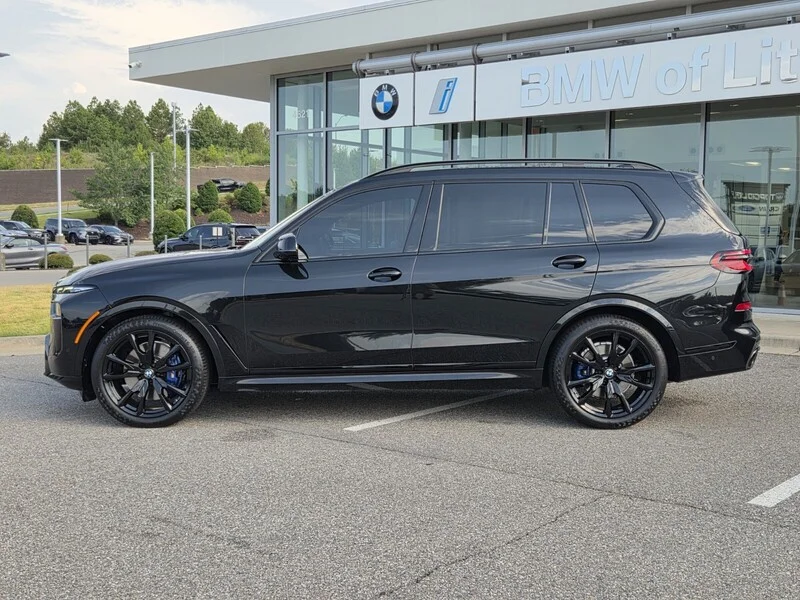 Used 2023 Black Sapphire Metallic BMW XDRIVE40I SPORTS ACTIVITY VEHICLE image 2