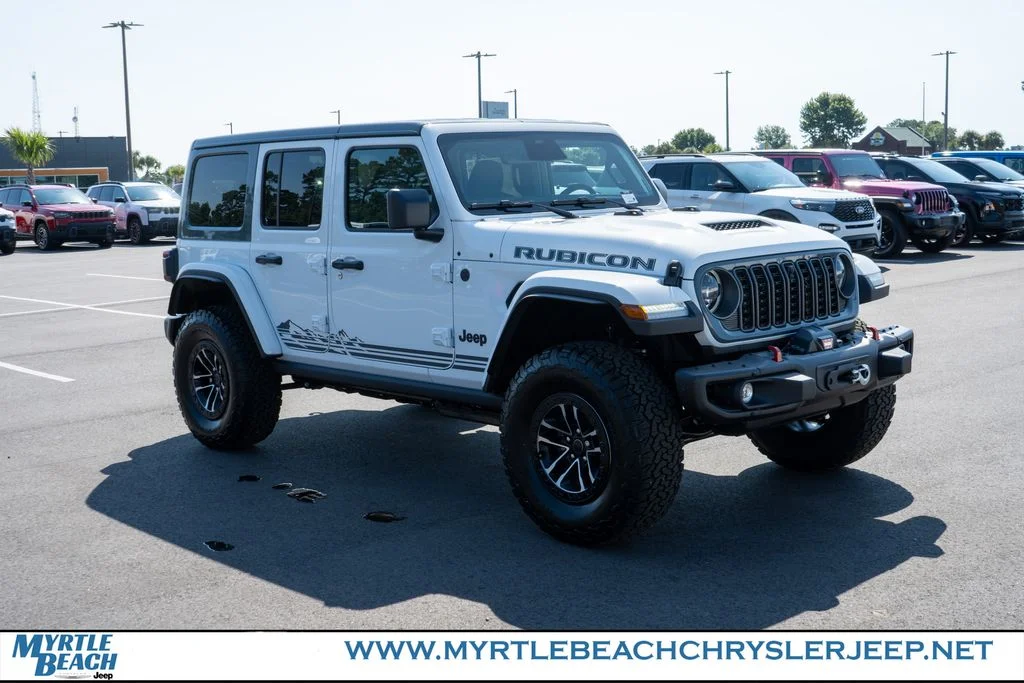 New 2026 Bright White Clear-Coat Exterior Paint Jeep Rubicon image 8