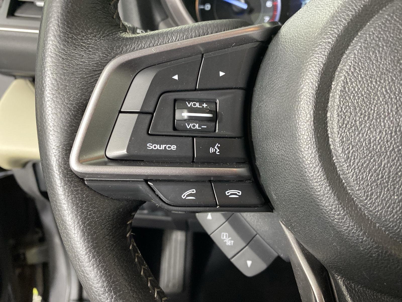 Used 2020 Magnetite Gray Metallic Subaru Limited image 15