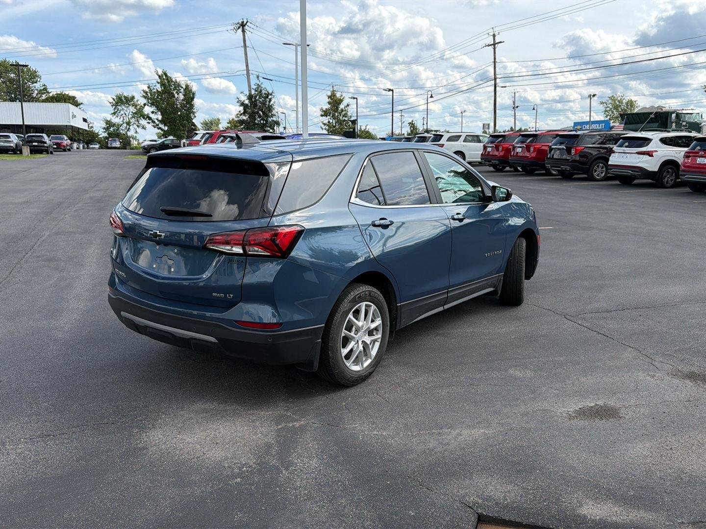 Used 2024 Lakeshore Blue Metallic Chevrolet LT image 7