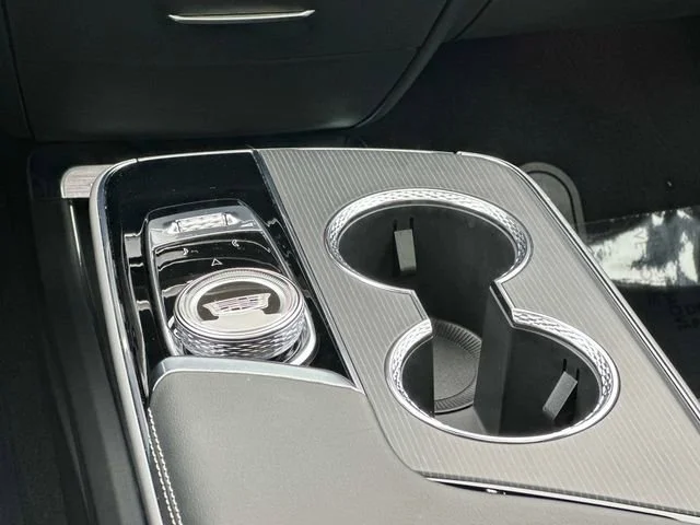 2025 Cadillac LYRIQ Sport 1 - Photo 6