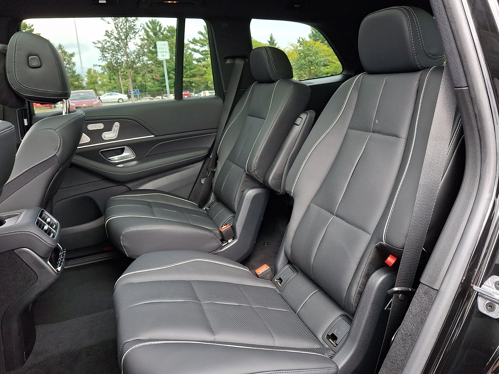 New 2027 Obsidian Black Metallic Mercedes-Benz GLS 450 image 8