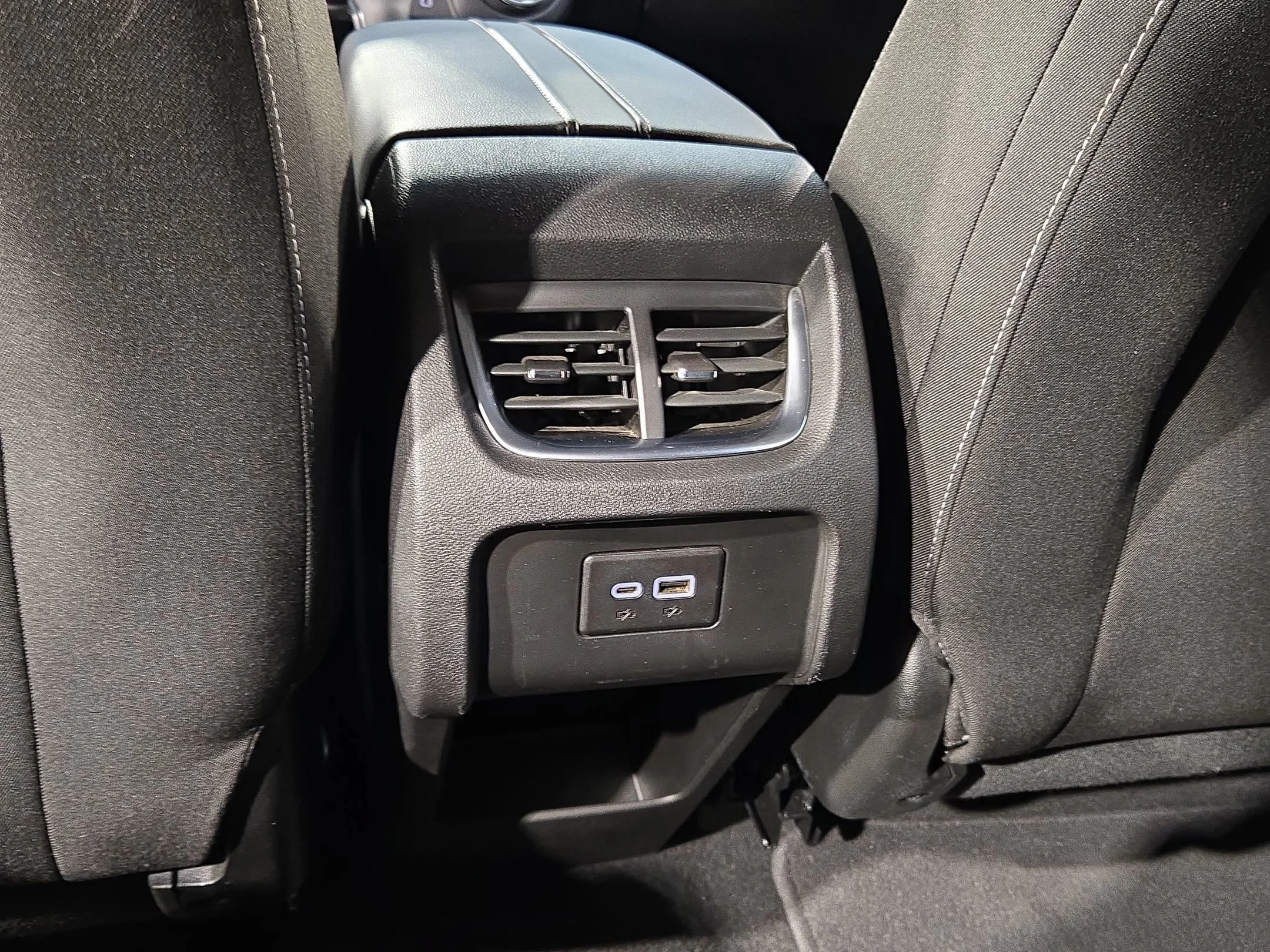 2025 Chevrolet Blazer 2LT - Photo 35