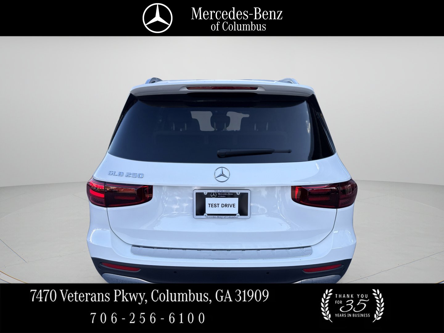 Used 2026 Polar White Mercedes-Benz GLB 250 image 4