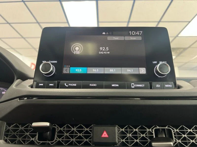 Used 2023  Honda EX image 30