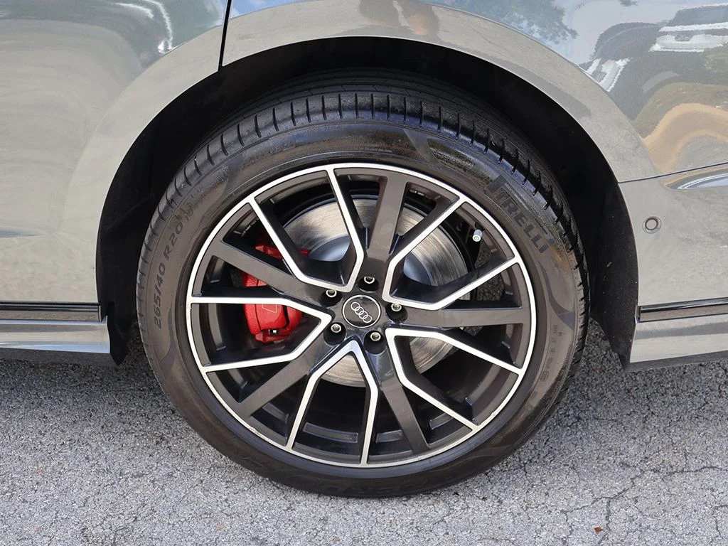 Used 2020 Gray Audi 4.0T image 29