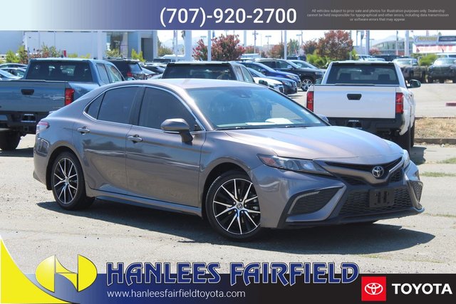 2022 Toyota Camry SE