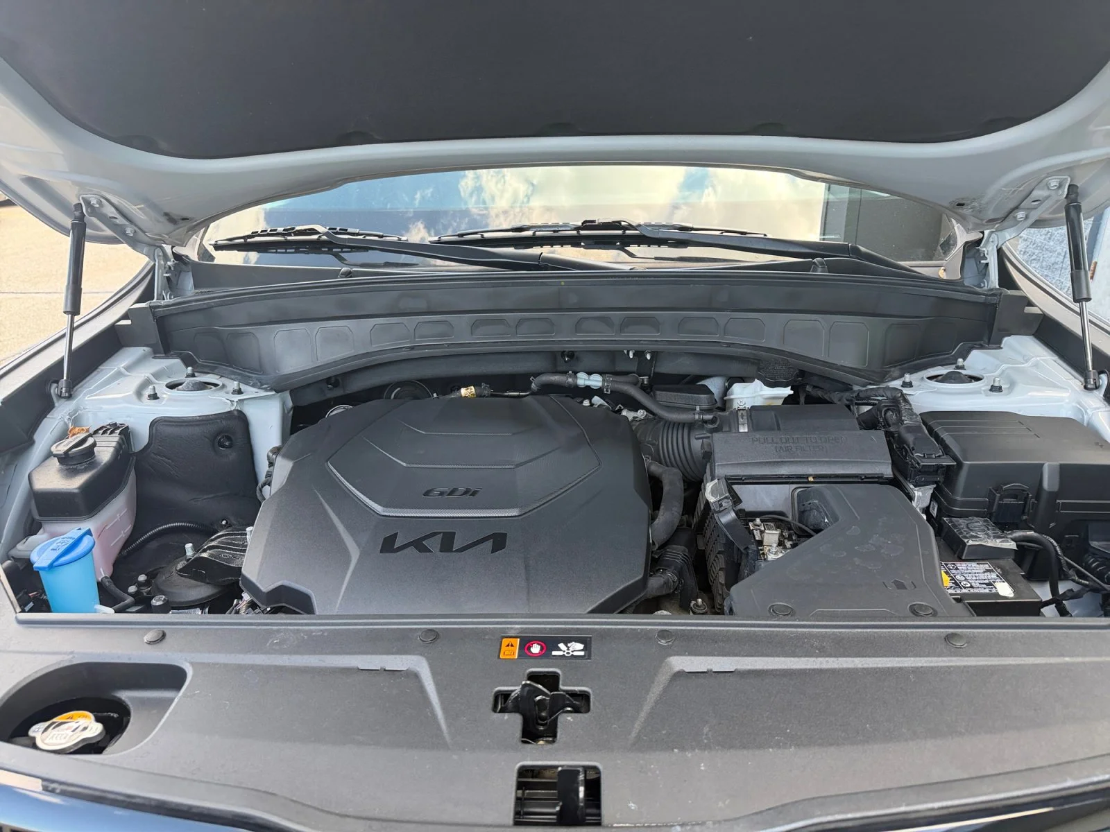 Used 2024 Wolf Gray Kia EX X-Line image 6
