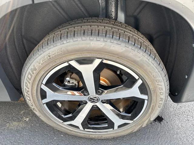 2026 Volkswagen Tiguan SE - Photo 39