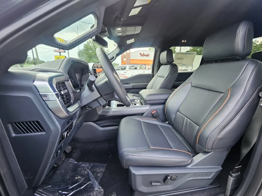 New 2026 Agate Black Metallic Ford Lariat® image 4