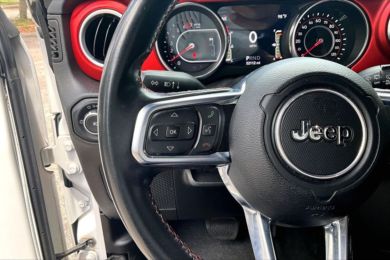 Used 2020 White Jeep Unlimited Rubicon image 10