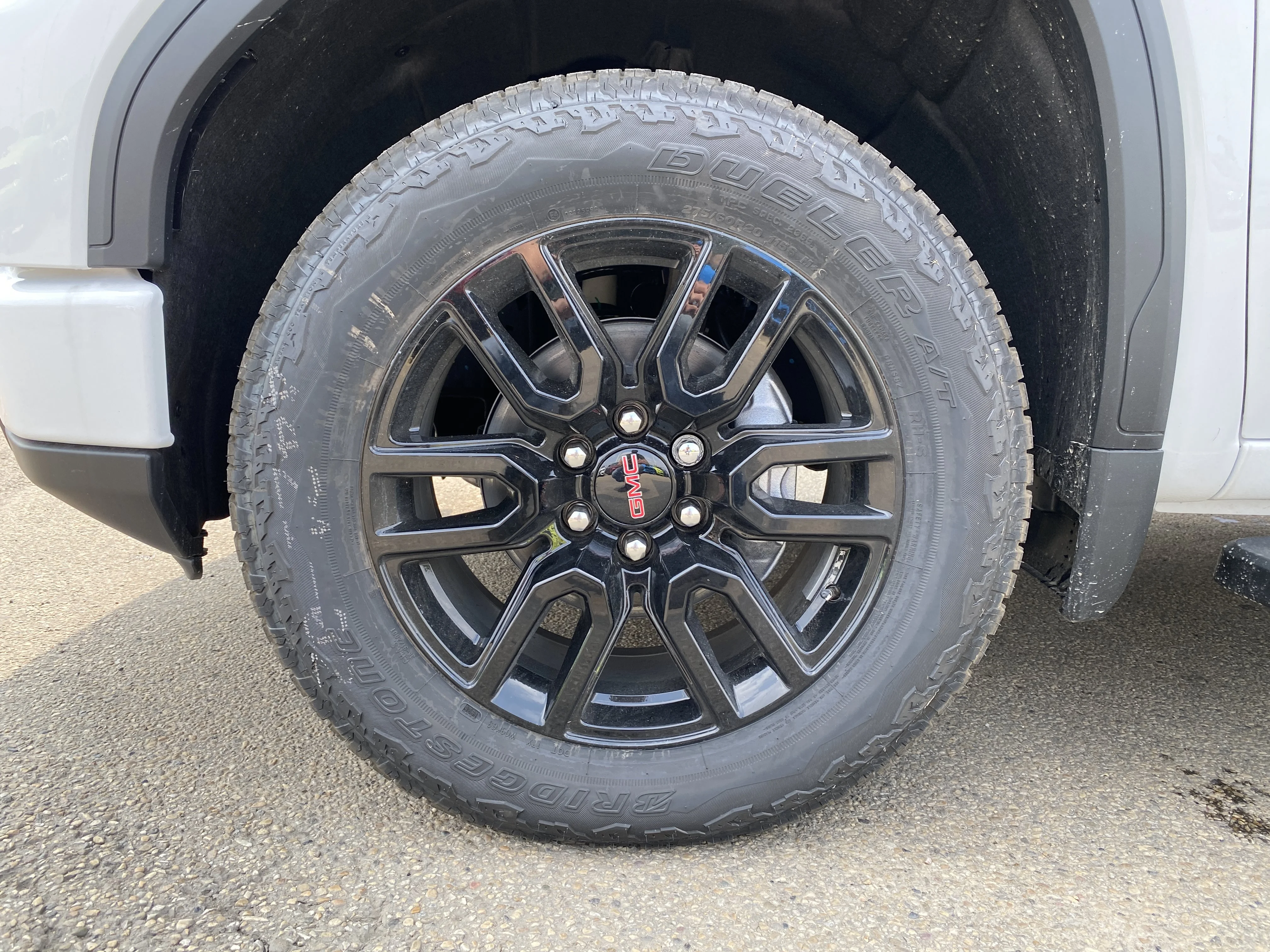 New 2026 Summit White GMC Elevation image 12