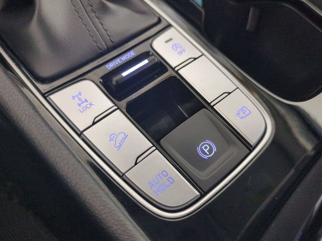 Used 2023 Silver Hyundai SEL image 32