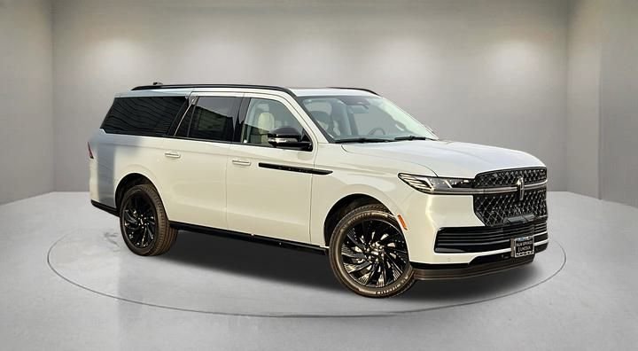 2026 Lincoln Navigator