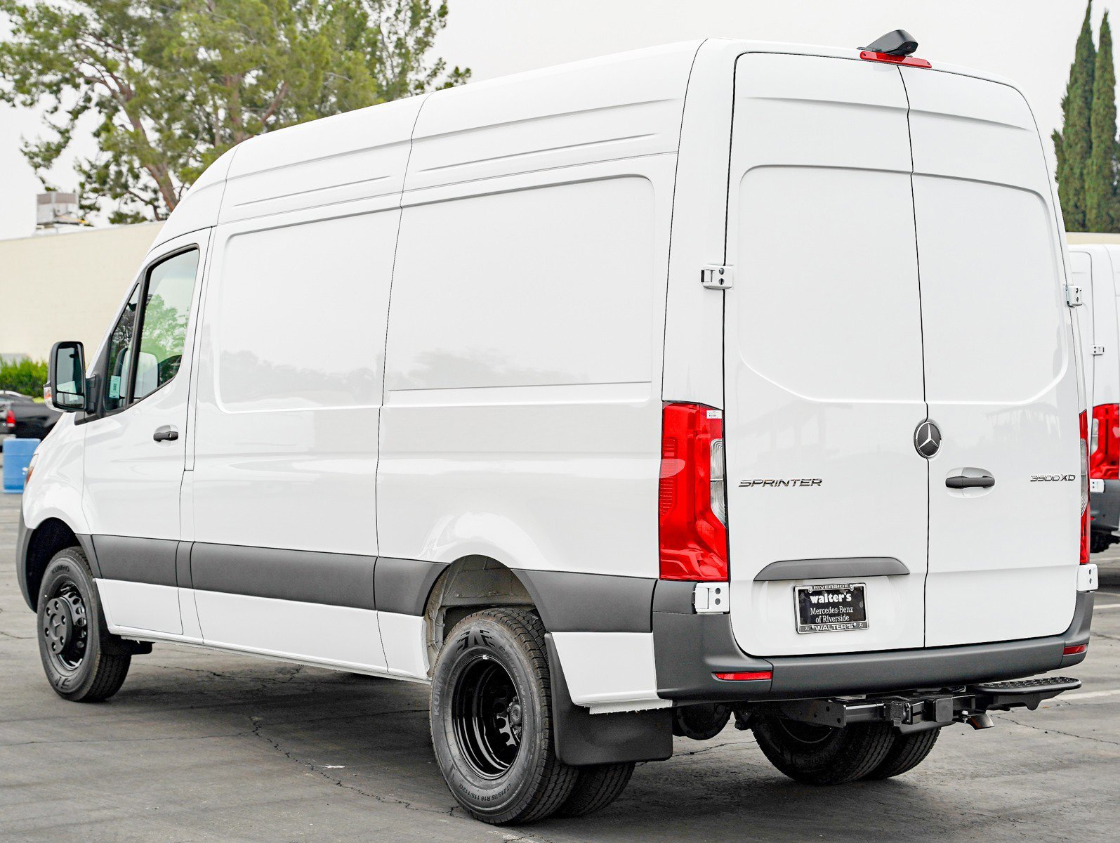 New 2026 Arctic White Mercedes-Benz 3500XD High Roof I4 Diesel HO 144 RWD image 6