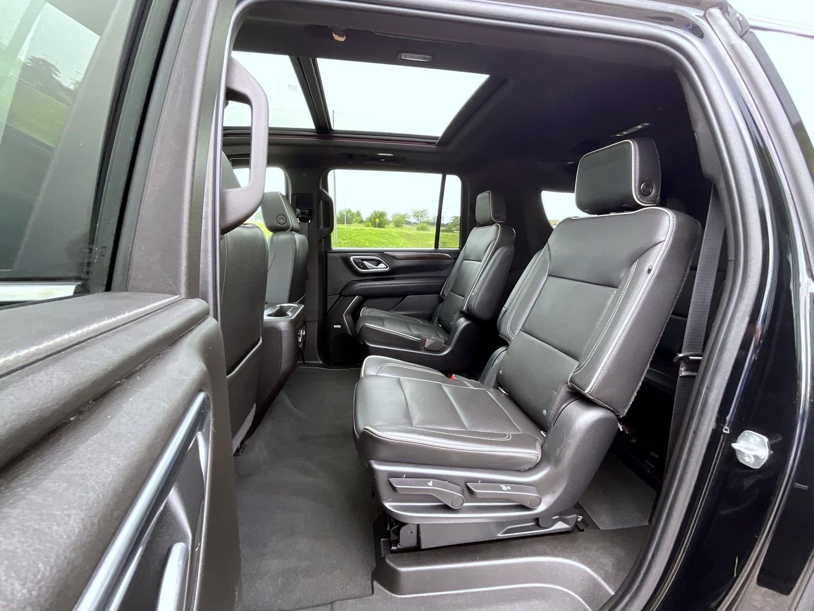 Used 2021 Black Chevrolet Premier image 19