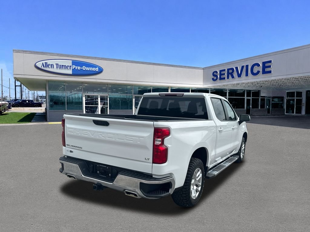 Used 2025 White Chevrolet LT image 6