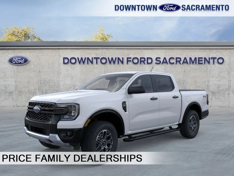 New 2025 White Ford XLT image 1