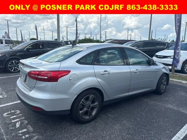 Used 2018 Silver Ford SE image 3