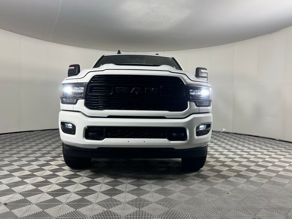 2023 Ram 2500 Limited photo 3