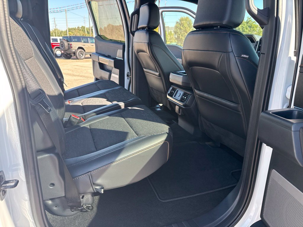 New 2026 Oxford White Ford Tremor® image 22