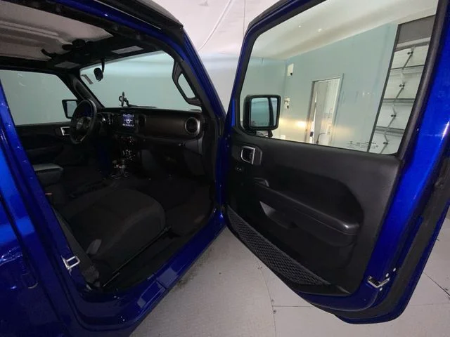 Used 2019 Blue Jeep Unlimited Sport S image 24