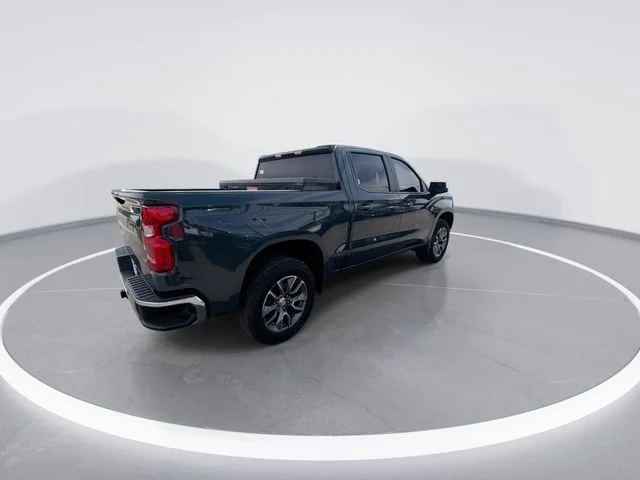 Used 2026 Gray Chevrolet LT image 8
