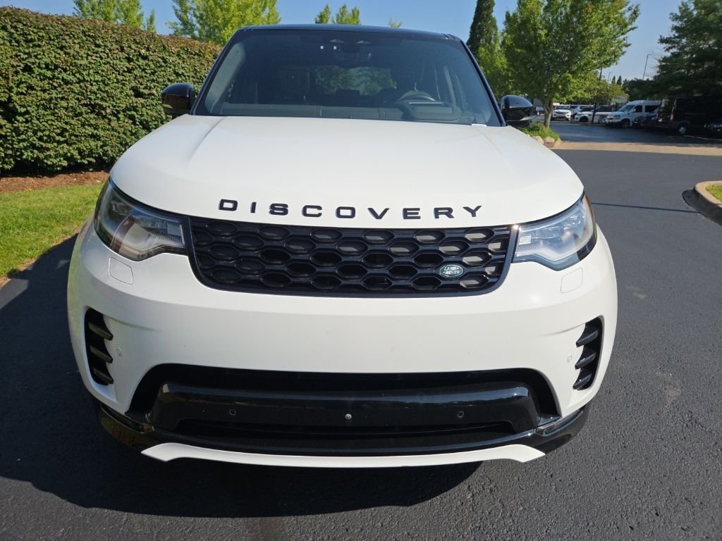 Used 2025 Fuji White Land Rover Dynamic SE image 9
