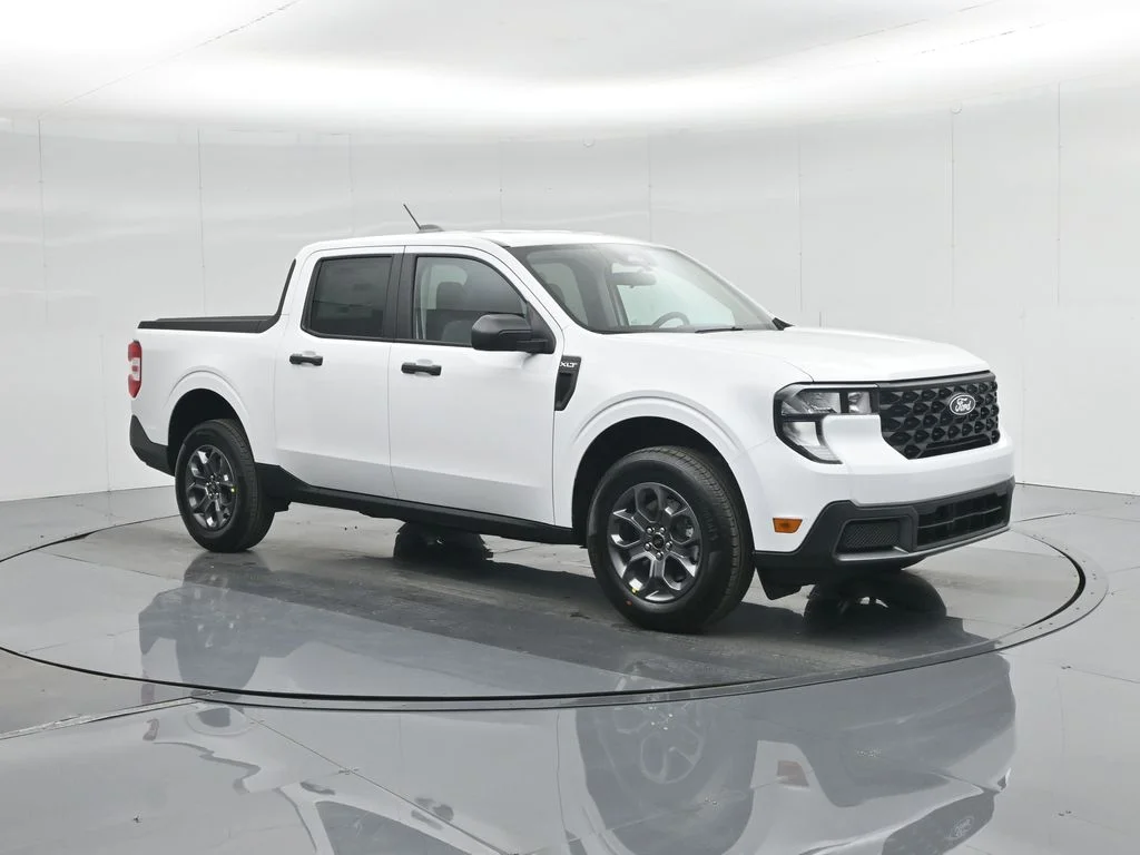 New 2026 White Ford XLT image 23