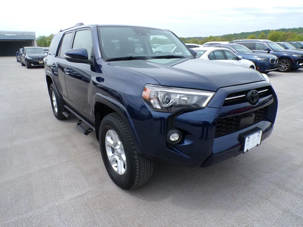 2023 Toyota 4Runner SR5 Premium 4WD V6's photo
