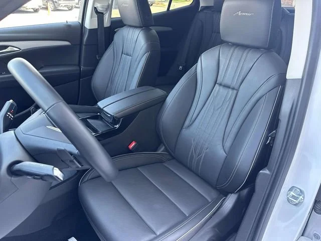 Used 2024 White Frost Tricoat Buick Avenir image 21