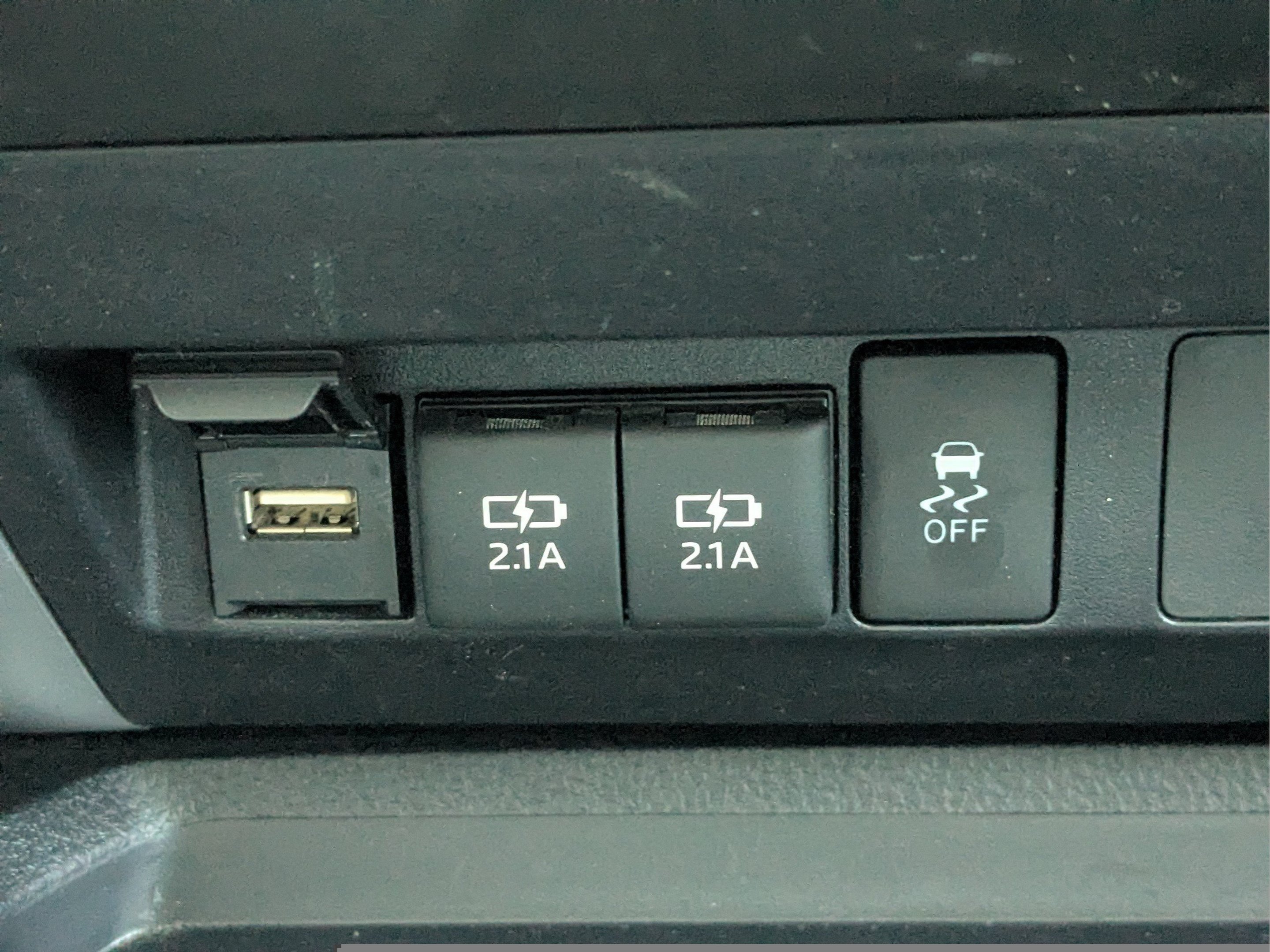 2020 Toyota Tundra SR5 - Photo 23