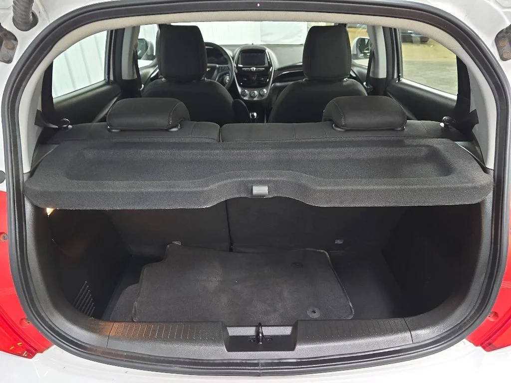 Used 2020 Summit White Chevrolet 1LT image 11